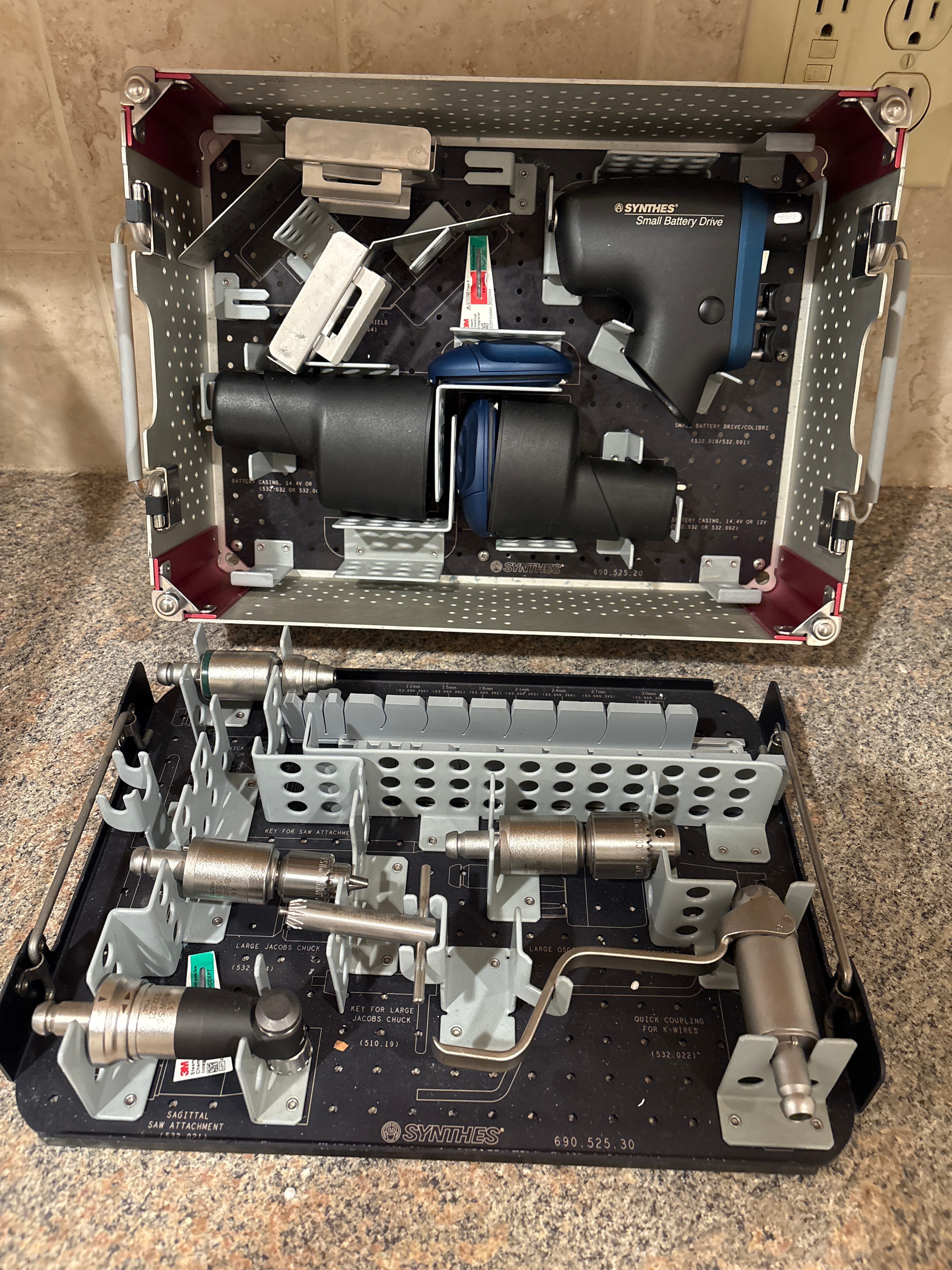 Synthes Small Battery Driver Set